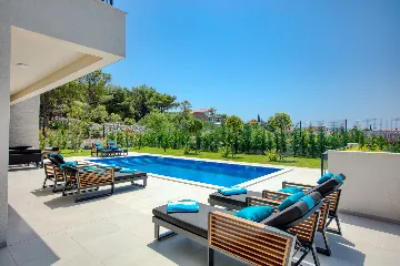 Modern Family Villa with Pool in Šibenik