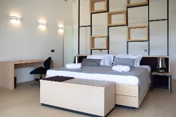 Modern Family Villa with Pool in Cavtat