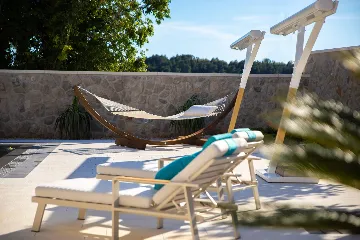 Modern Family Villa with Pool in Cavtat