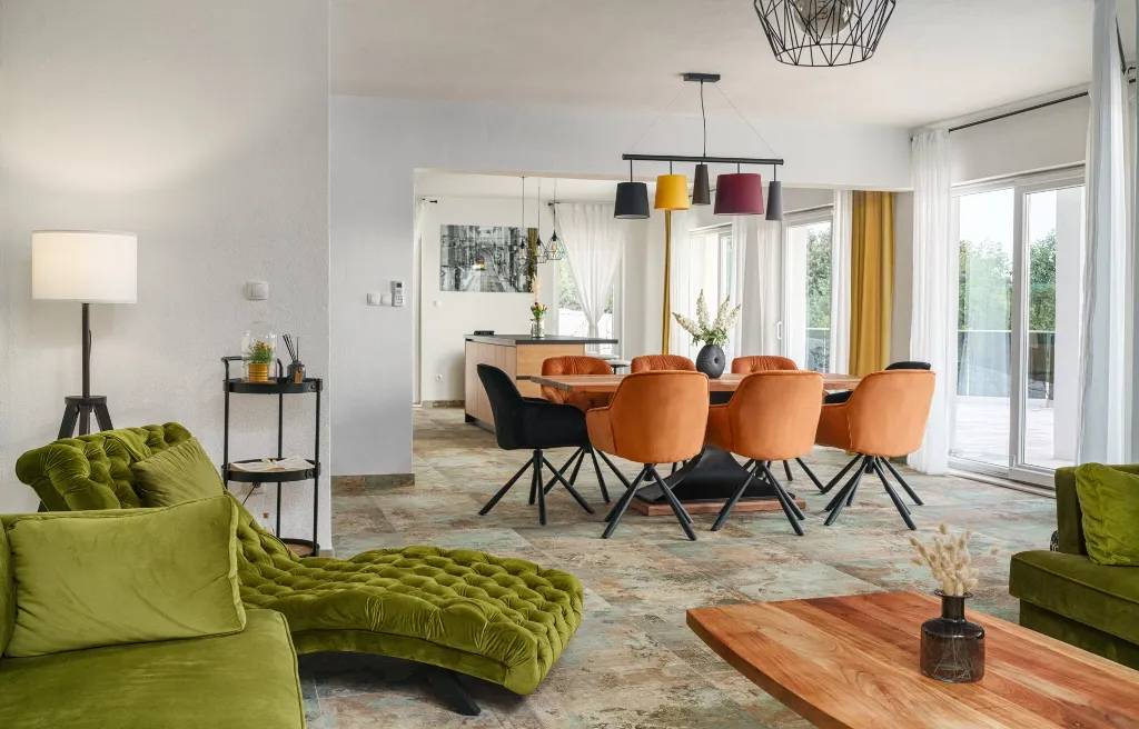 Family Villa with Pool and Terrace in Marina