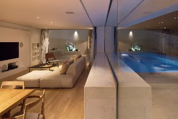 Contemporary Seaside Villa with Pool, Milna