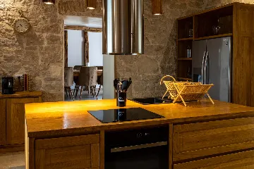 Family Villa with Pool in Vižinada