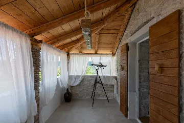 Family Villa with Pool in Vižinada