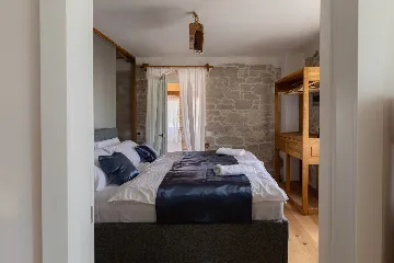 Family Villa with Pool in Vižinada