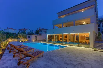 Modern 4-Bedroom Villa With Pool in Krk