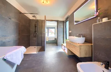 Modern 4-Bedroom Villa With Pool in Krk