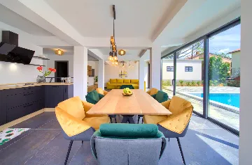 Modern 4-Bedroom Villa With Pool in Krk