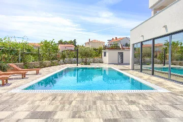 Modern 4-Bedroom Villa With Pool in Krk