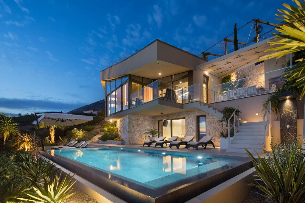 Modern Poolside Villa in Orebić