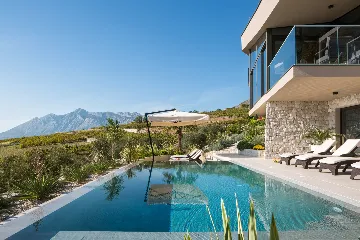 Modern Poolside Villa in Orebić