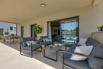 Modern Villa with Private Pool Nova Vas