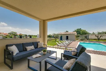 Modern Villa with Private Pool Nova Vas