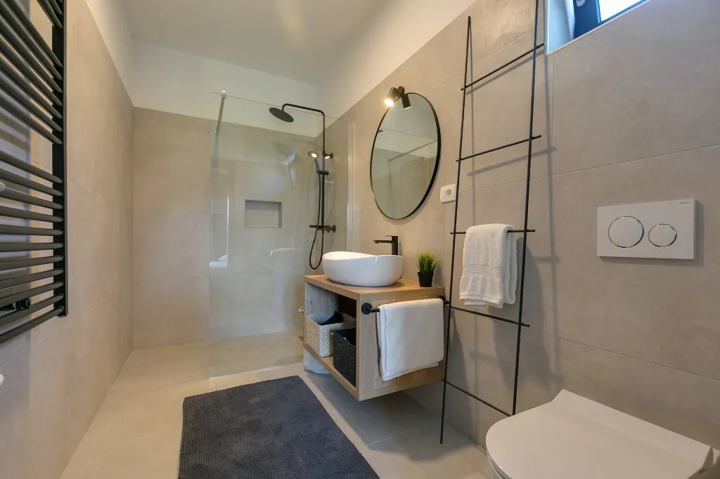 Modern Villa with Private Pool Nova Vas