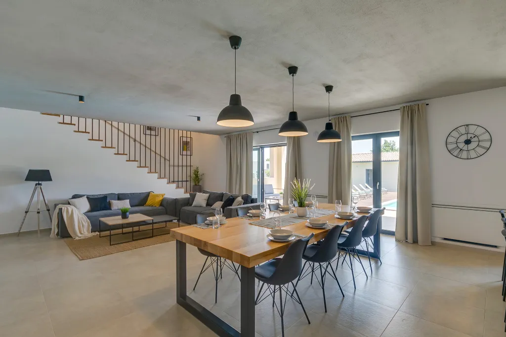 Modern Villa with Private Pool Nova Vas