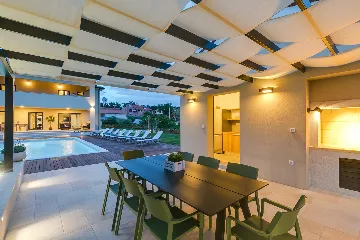 Modern Villa with Private Pool Nova Vas