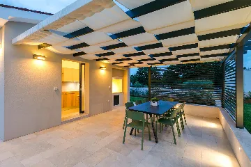 Modern Villa with Private Pool Nova Vas