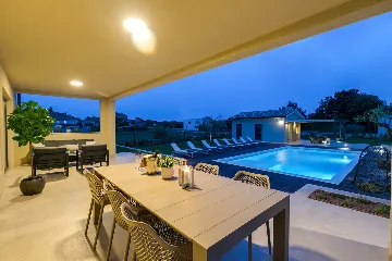Modern Villa with Private Pool Nova Vas