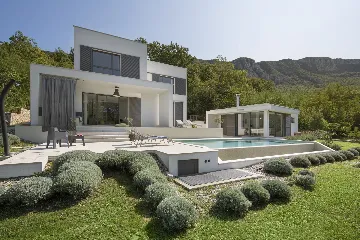 Spacious Family Villa With Parking in Labin