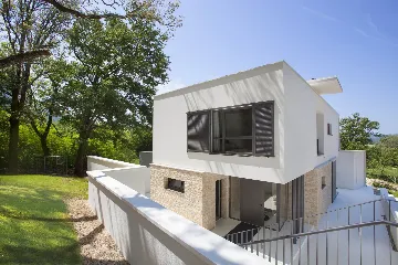 Spacious Family Villa With Parking in Labin