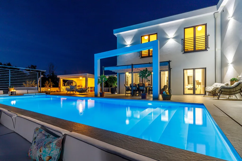 Modern Villa with Pool in Kanfanar