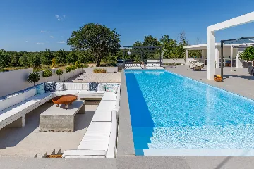 Modern Villa with Pool in Kanfanar