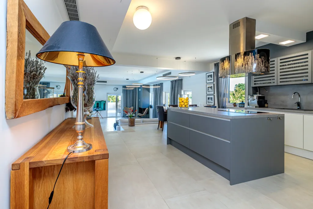 Modern Villa with Pool in Kanfanar