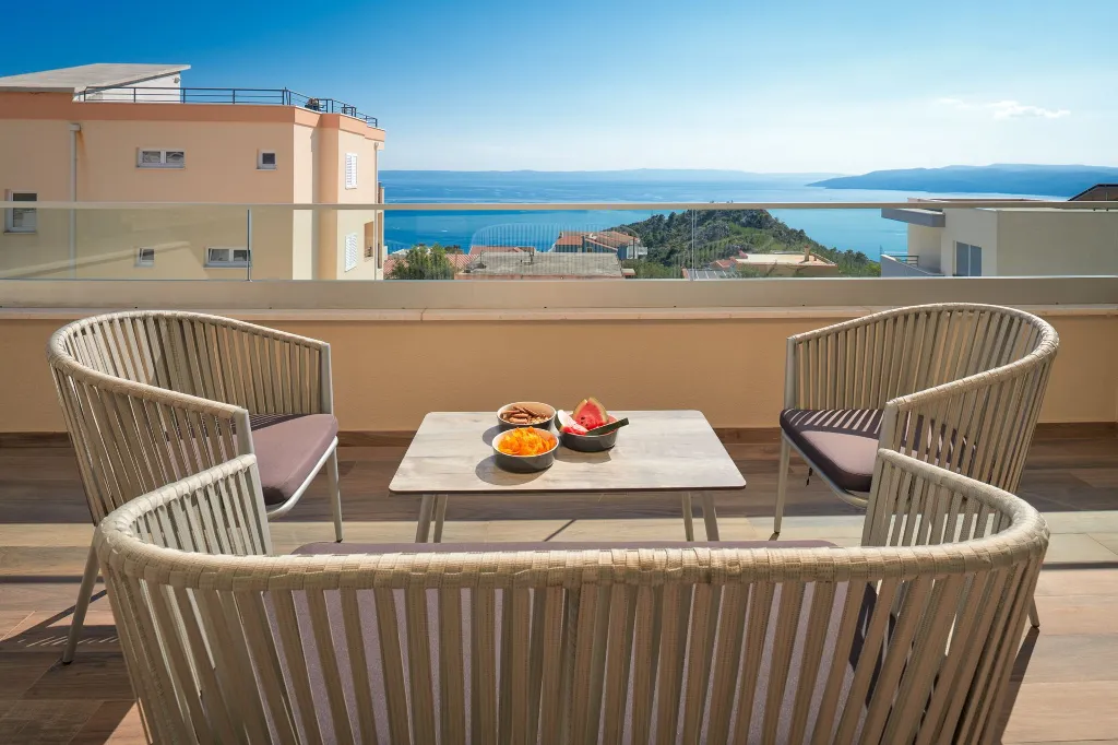 Modern Villa with Pool in Makarska