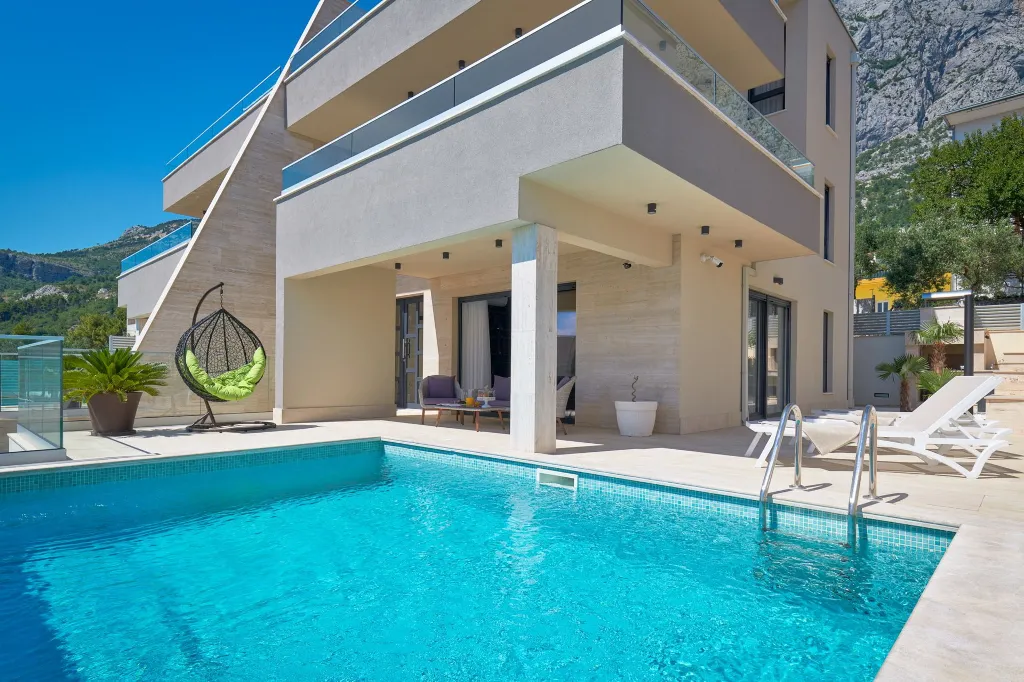 Modern Villa with Pool and Sauna in Makarska