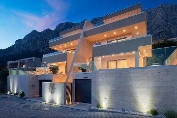 Modern Villa with Pool and Sauna in Makarska