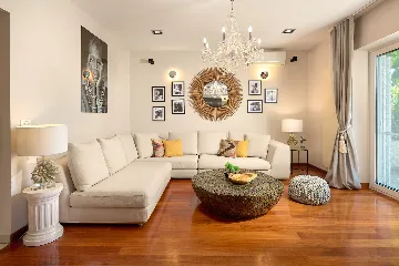 Spacious Poolside Villa in Split