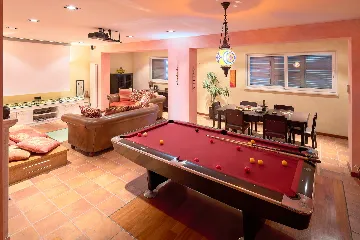 Spacious Poolside Villa in Split