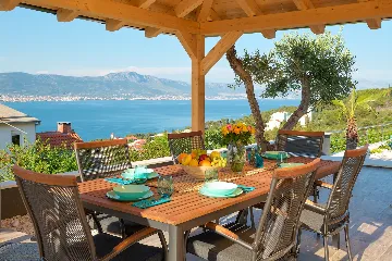 Modern Family Villa with Pool in Trogir