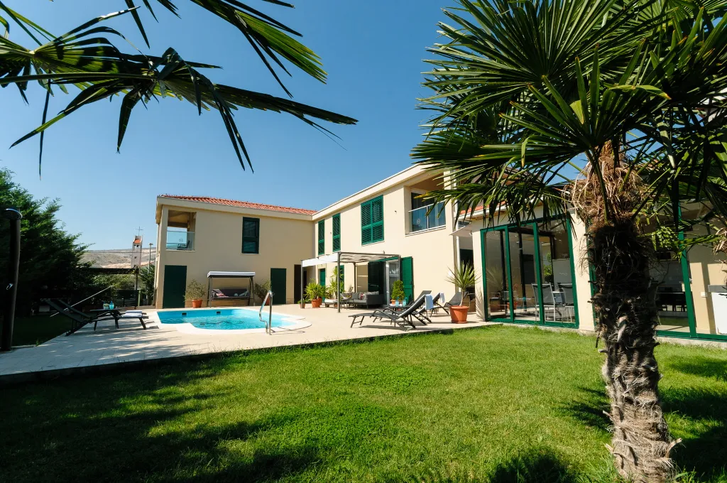 Spacious Family Villa with Heated Pool in Trogir