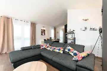 Spacious Family Villa with Heated Pool in Trogir