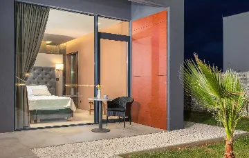 Contemporary Villa with Pool in Ližnjan