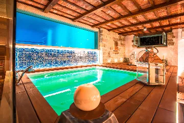 Spacious Country Villa with Pool in Motovun