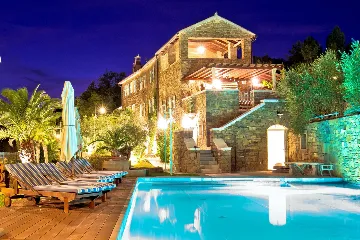 Spacious Country Villa with Pool in Motovun