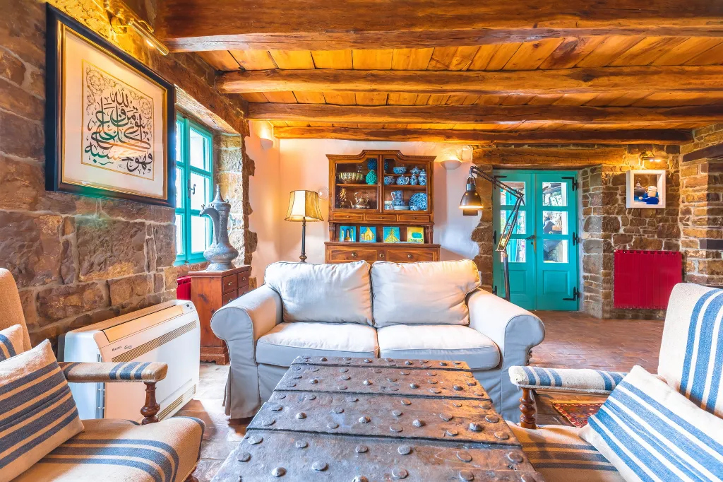 Spacious Country Villa with Pool in Motovun