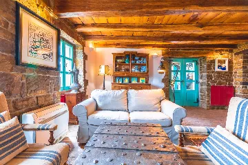 Spacious Country Villa with Pool in Motovun