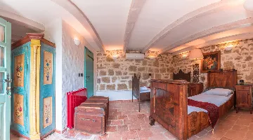 Spacious Country Villa with Pool in Motovun