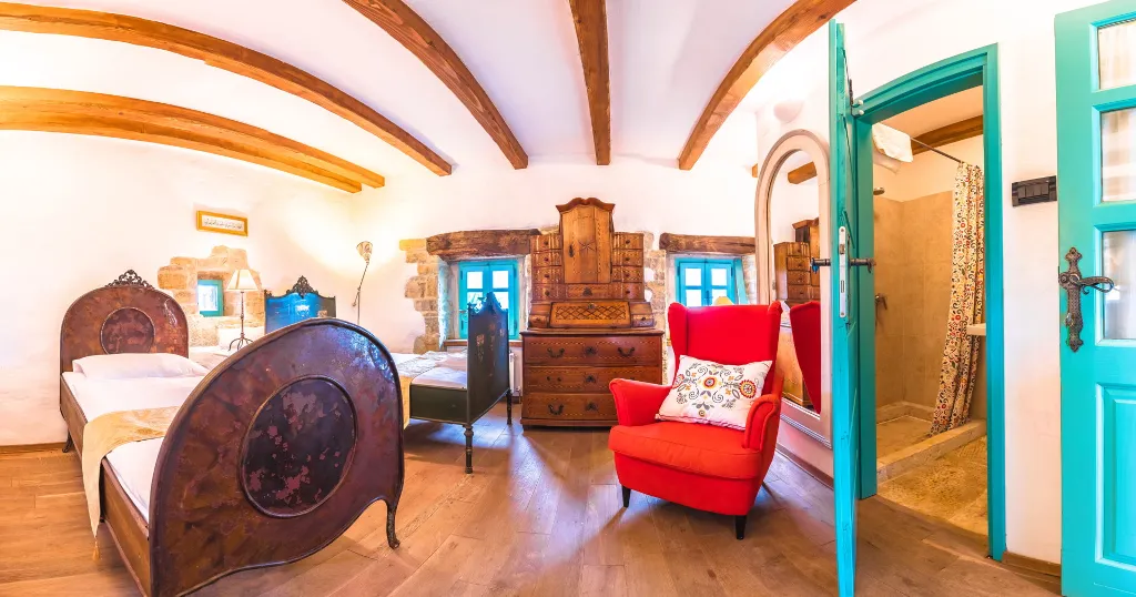 Spacious Country Villa with Pool in Motovun