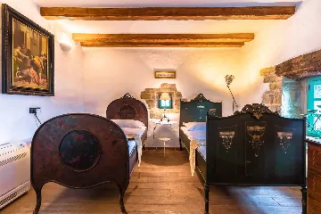 Spacious Country Villa with Pool in Motovun