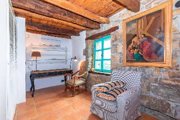Spacious Country Villa with Pool in Motovun