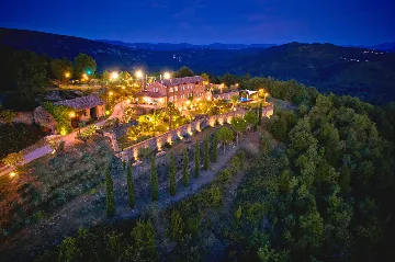 Spacious Country Villa with Pool in Motovun