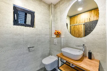 Contemporary 4-Bedroom Villa with Pool in Cavtat