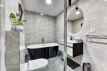 Contemporary 4-Bedroom Villa with Pool in Cavtat