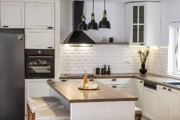 Spacious Family Villa with Pool in Mlini