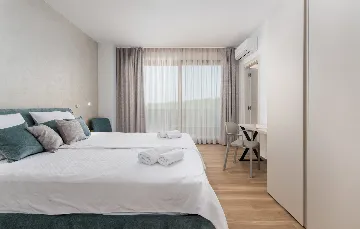 Modern Villa Retreat with Pool in Pazin