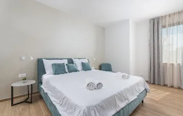 Modern Villa Retreat with Pool in Pazin