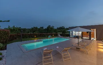 Modern Villa Retreat with Pool in Pazin